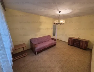 Apartament 2 camere, decomandat - zona Grivitei - Brasov