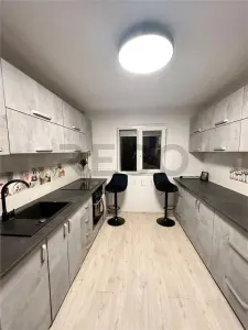 RECO  APARTAMENT 4 camere Rogerius - foto 7