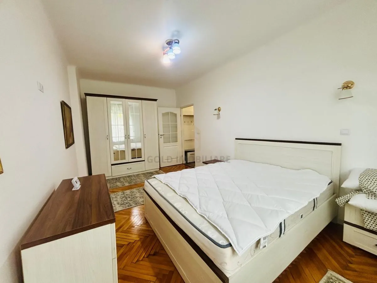 Apartament 2 camere de vânzare  zona Coșbuc - foto 3
