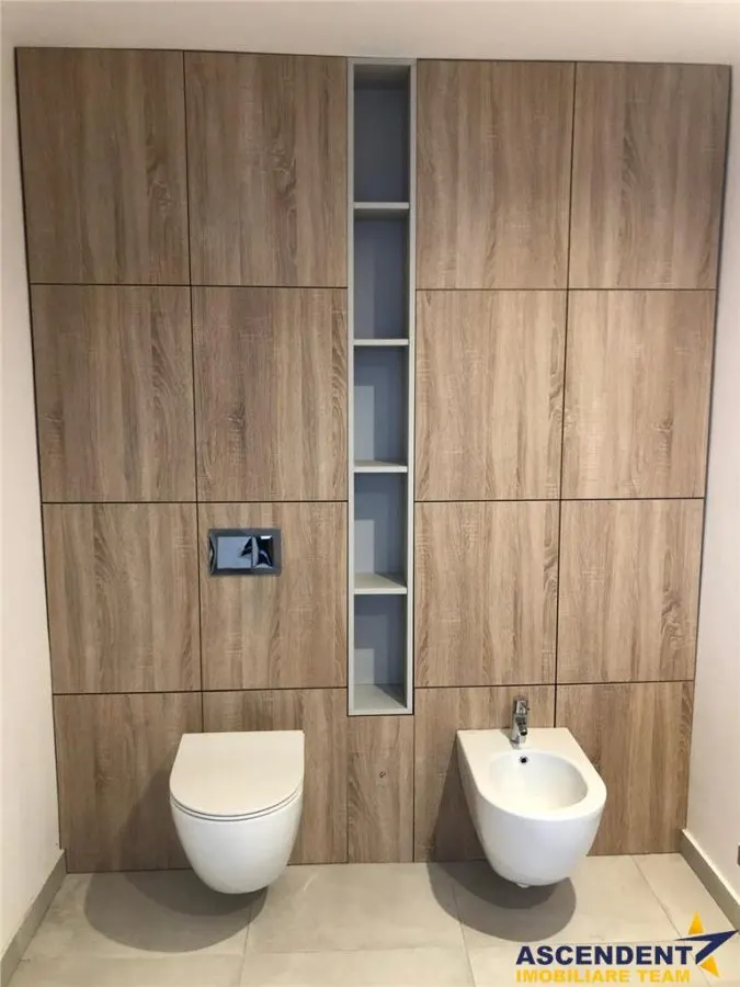 FILM!Vila cu arhitectura selecta, intr- o eleganta oaza de liniste - foto 13
