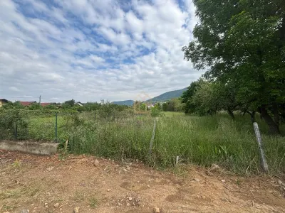 Teren intravilan de vânzare â€“ Zona Brândușelor - Baia Mare - foto 2