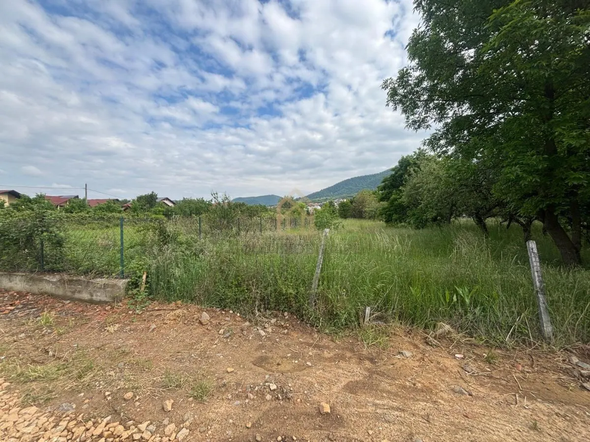 Teren intravilan de vânzare â€“ Zona Brândușelor - Baia Mare - foto 4