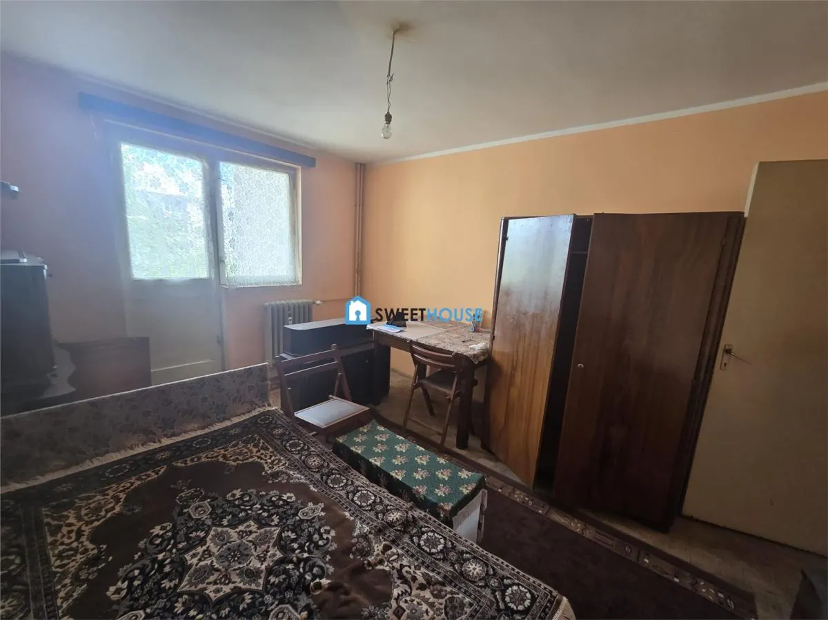Apartament 3 camere - foto 1
