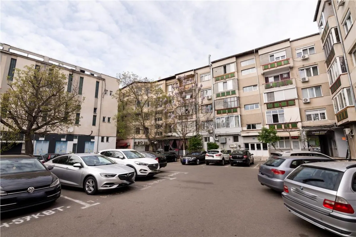 RECO Apartament 3 camere Rogerius â€“ luminos, dubla orientare - foto 16