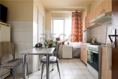 RECO Apartament 3 camere Rogerius â€“ luminos, dubla orientare - foto 3
