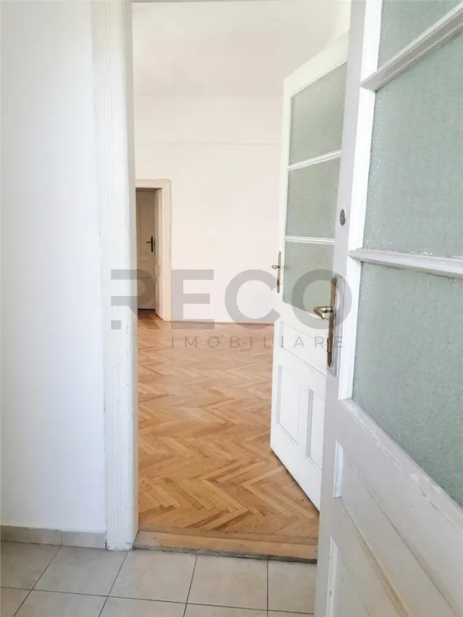 RECO Apartament 3 camere in Oradea zona Ultracentral - foto 6
