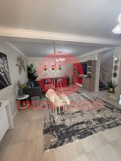 Duplex Cu Finisaje si Mobilier Premium, Navodari - foto 2