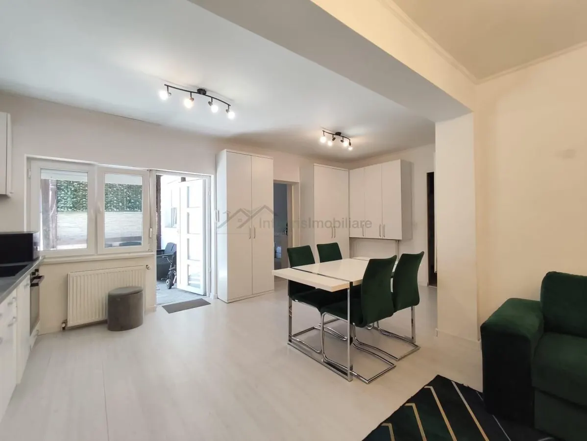 Apartament 3 camere,curte comuna Louis Pasteur,Oradea - foto 7