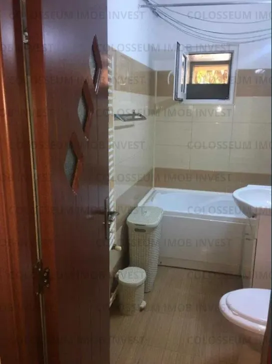 Apartament 2 camere, decomandat - zona Tractorul - foto 7
