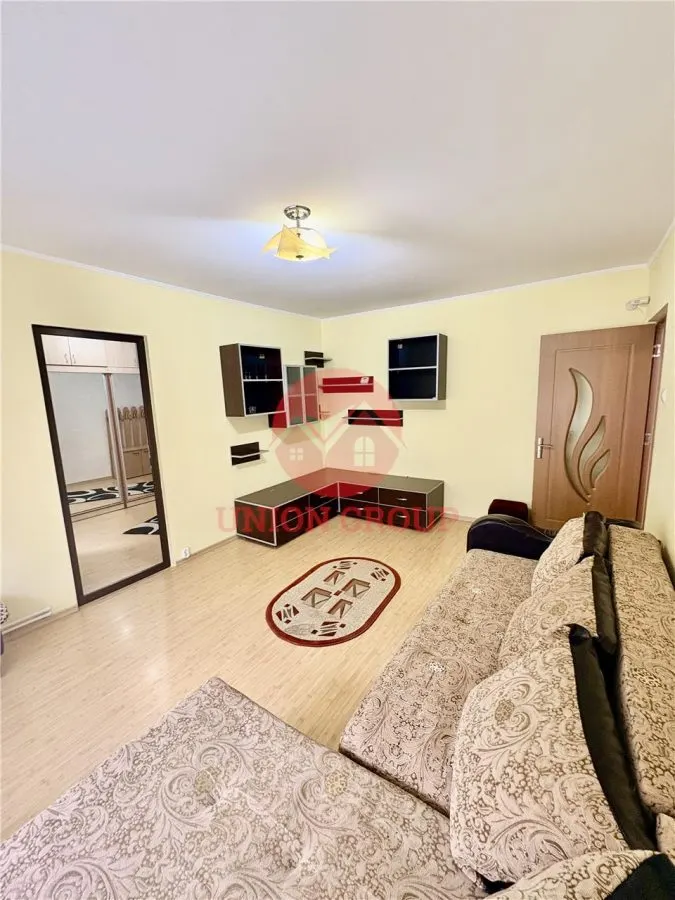 Apartament 3 camere semidecomandat Năvodari - foto 1