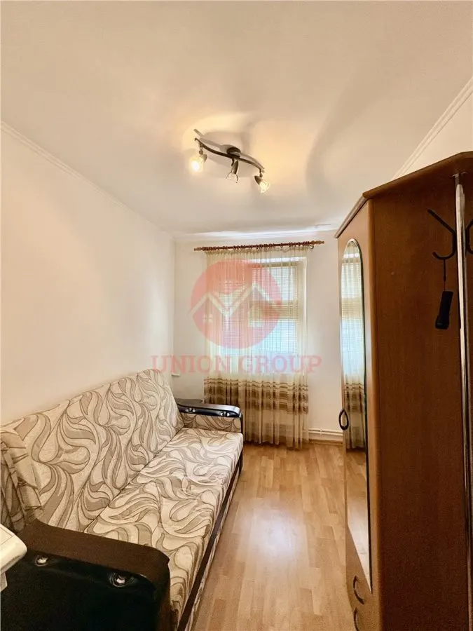Apartament 3 camere semidecomandat Năvodari - foto 10