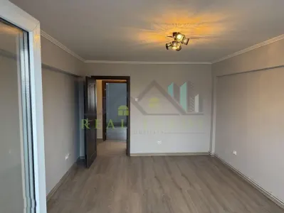 Apartament 2 camere renovat zona Astra - foto 2