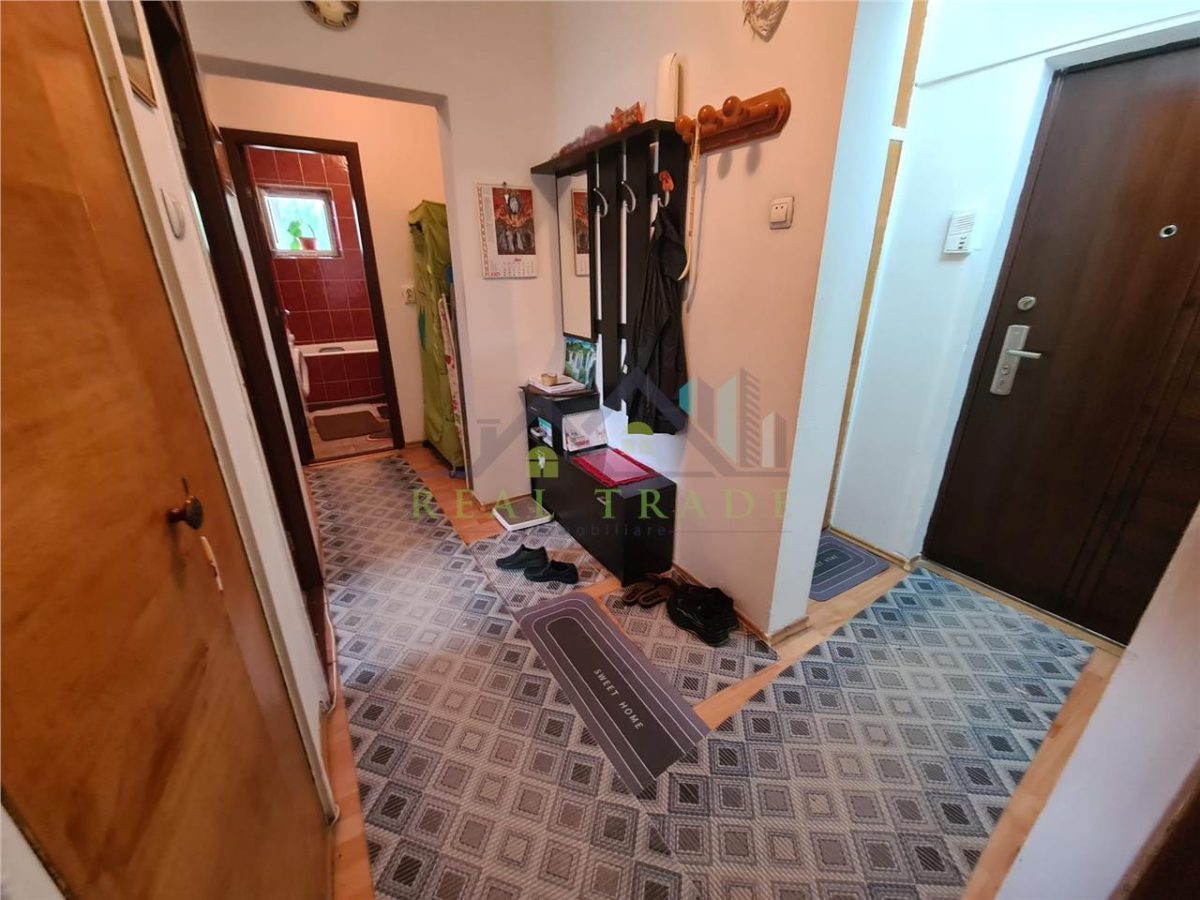 Apartament 2 camere decomandat, 2 balcoane,  etajul 2 Racadau Parcul Trandafirilor - foto 8