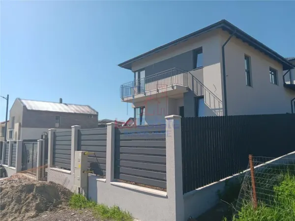 Casă 4 camere Valea Adâncă - poza 1