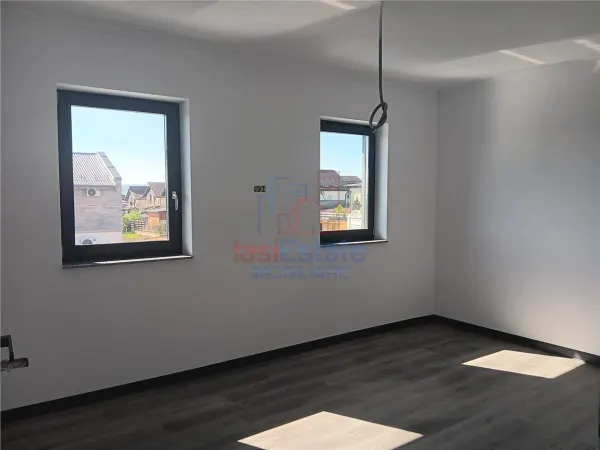 Casă 4 camere Valea Adâncă - poza 9