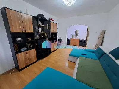 Apartament cu 3 camere decomandat parter inalt George Enescu - Suceava