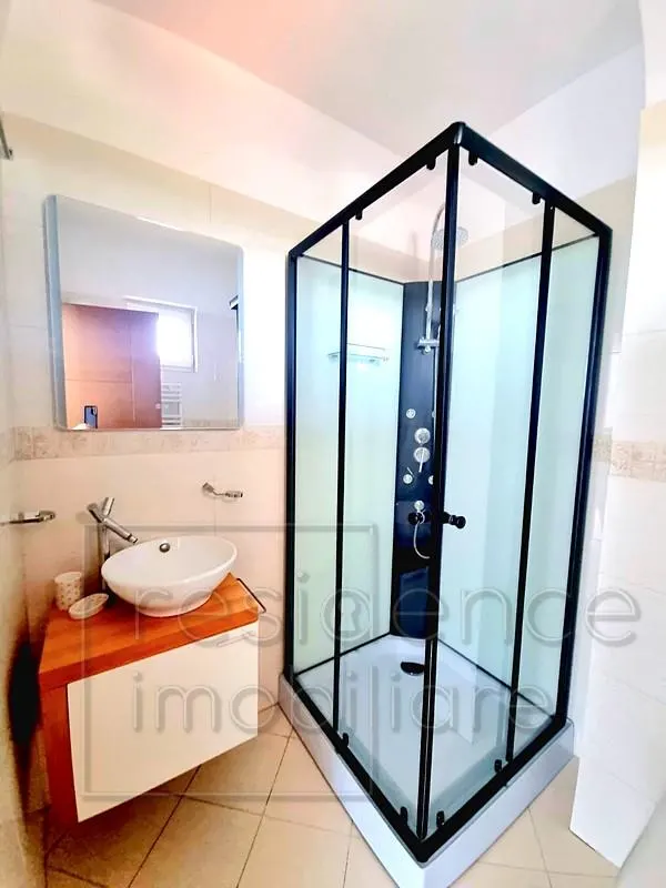 Penthouse renovat 5 camere,  Buna Ziua, zona LIDL+Garaj - foto 9