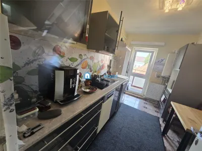 Apartament Spatios cu 3 camere - B-dul Unirii - foto 2