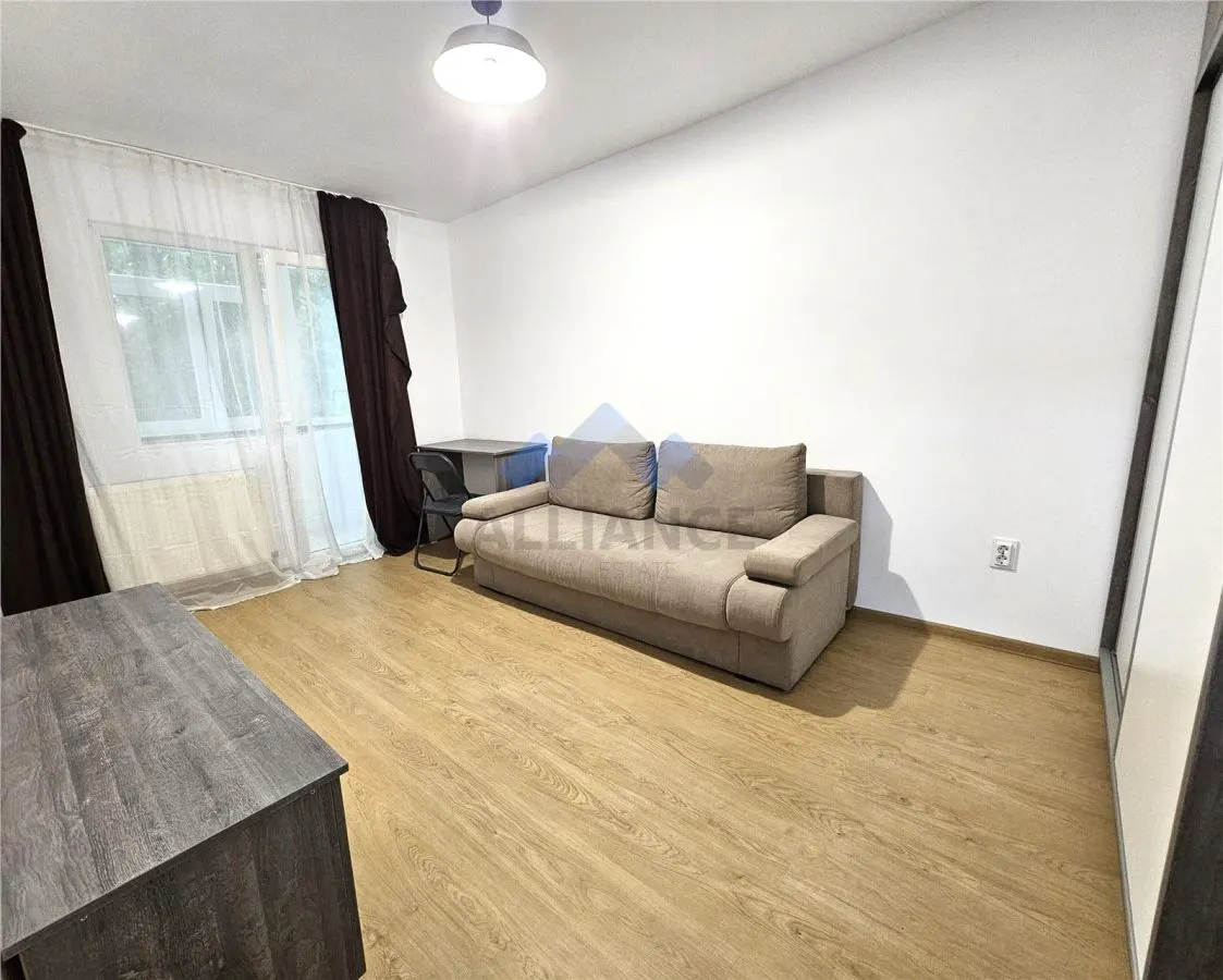 Alexandru cel Bun,Minerva, apartament recent amenajat - foto 4