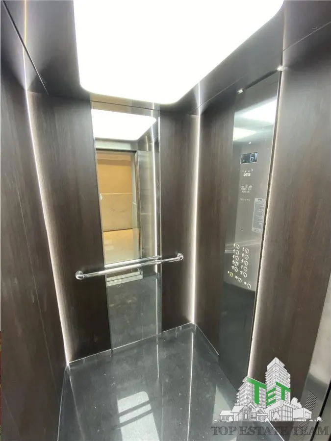Apartament cu 3 camere de vanzare in Piata Victoriei - foto 14