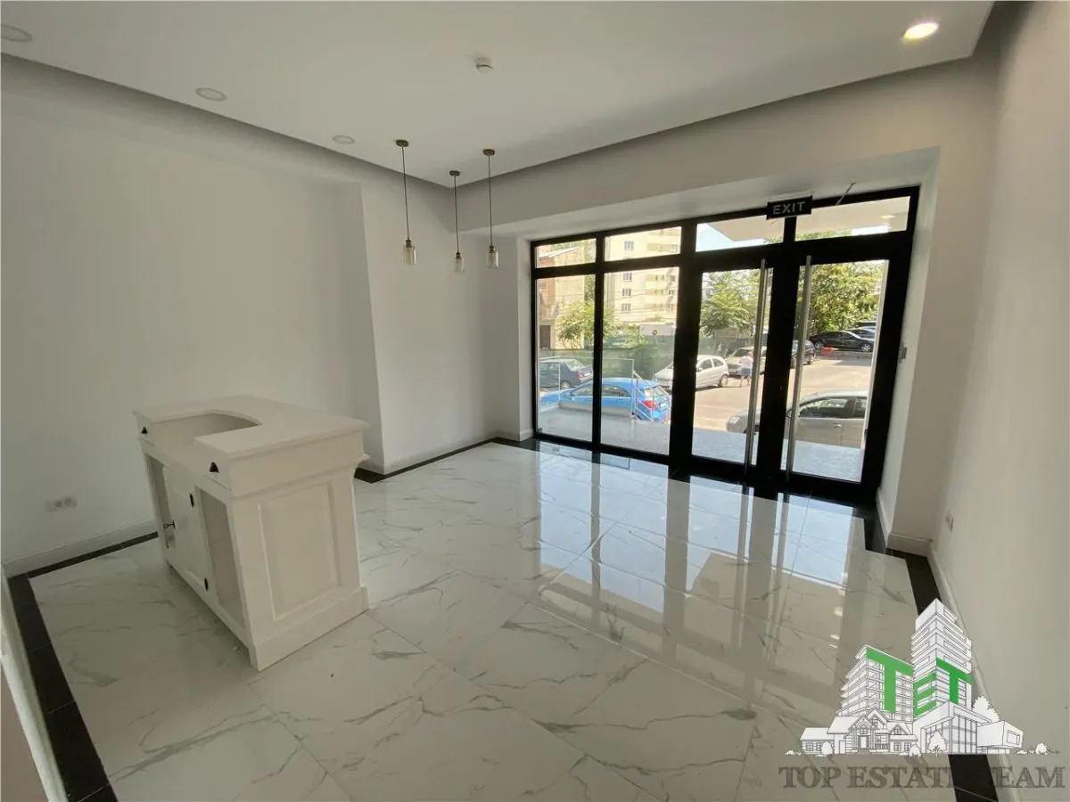 Apartament cu 3 camere de vanzare in Piata Victoriei - foto 15