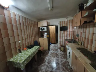 Apartament 3 camere zona Marasesti- West Mall - foto 10
