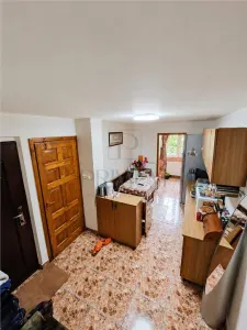 LIPOVEI - 2 CAMERE - CENTRALA PROPRIE - PARTER -  PIVNITA - foto 2