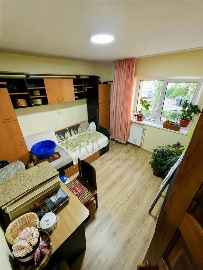 LIPOVEI - 2 CAMERE - CENTRALA PROPRIE - PARTER -  PIVNITA - foto 3