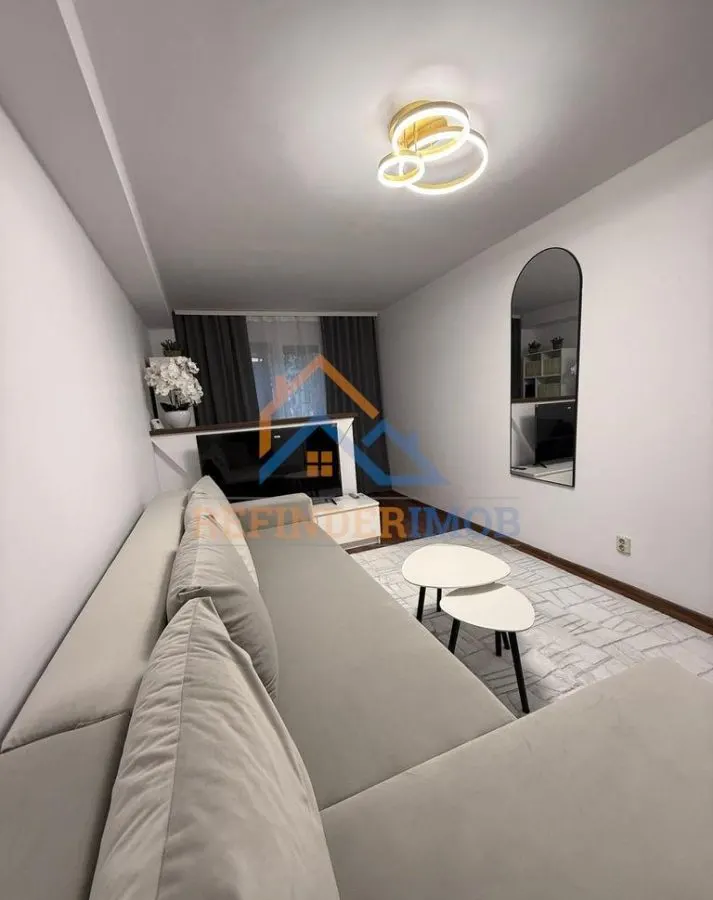 Vanzare apartament 4 camere zona Margeanului-Dumbrava Noua - foto 2