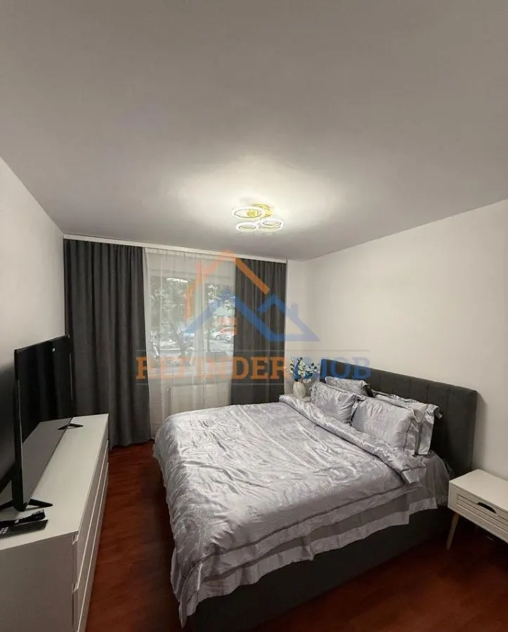 Vanzare apartament 4 camere zona Margeanului-Dumbrava Noua - foto 4