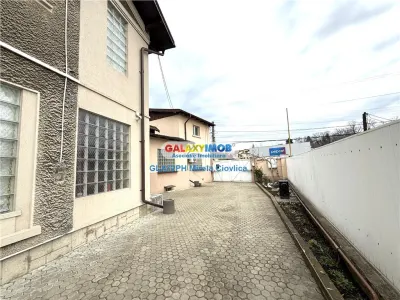 Vanzare Casa/Vila cu spatiu comercial chiar in Centru - foto 15
