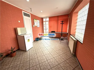 Vanzare Casa/Vila cu spatiu comercial chiar in Centru - foto 7