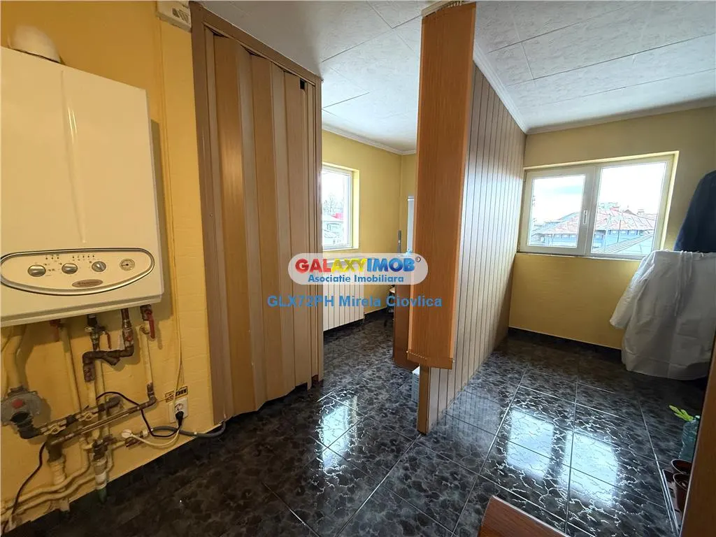 Vanzare Casa/Vila cu spatiu comercial chiar in Centru - foto 9