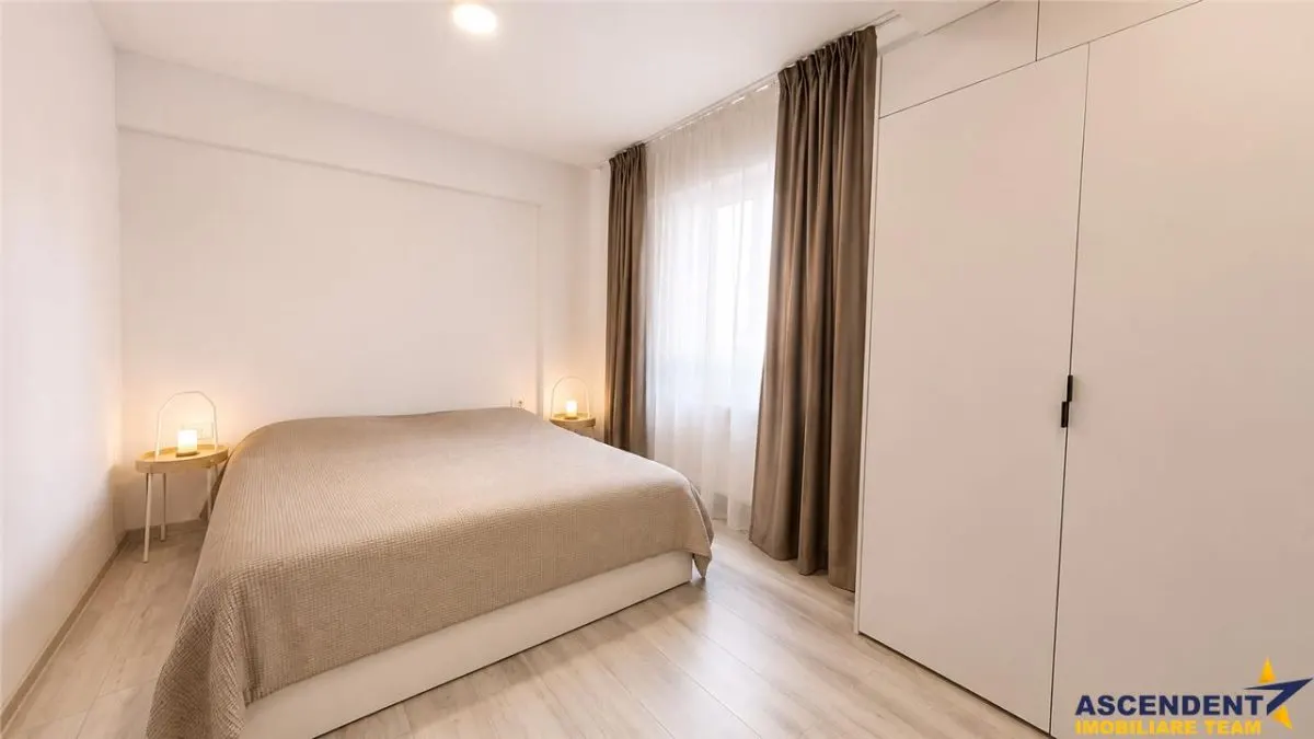 Apartament insorit, 62mp utili, terasa, loc parcare, SOHO, Tractorul, Brasov - foto 2