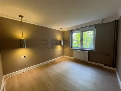 RECO Apartament 3 camere decomandat tip PC zona Decebal - Oradea