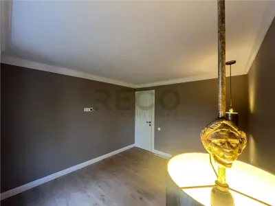 RECO Apartament 3 camere decomandat tip PC zona Decebal - foto 10