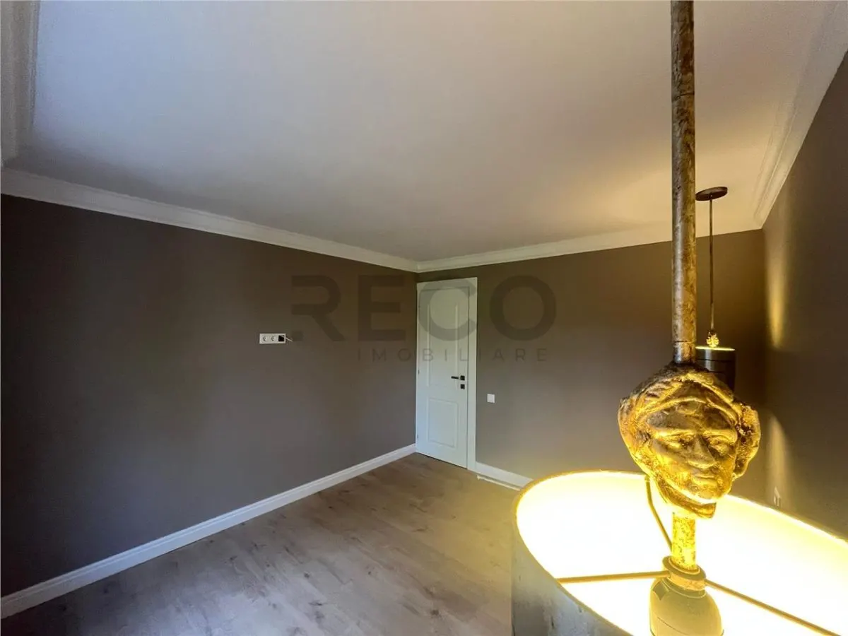 RECO Apartament 3 camere decomandat tip PC zona Decebal - foto 10
