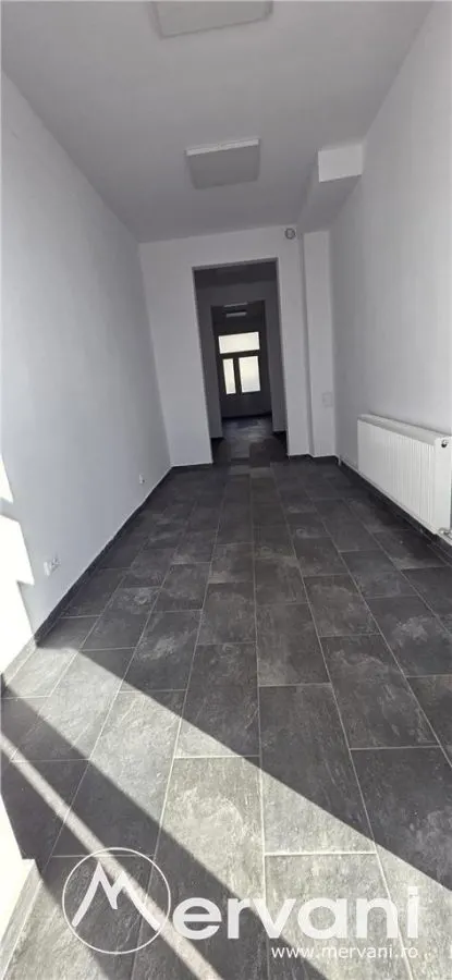 Spatiu comercial de inchiriat in Campina - foto 9
