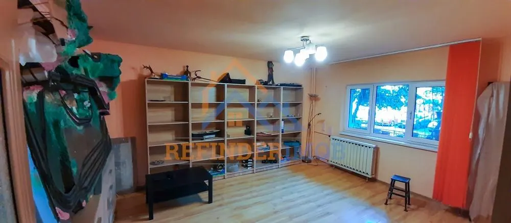 Apartament de vanzare cu 3 camere, zona 13 Septembri - foto 1