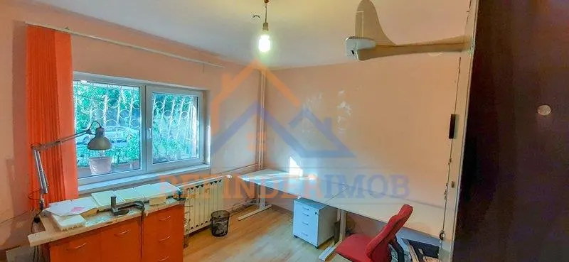 Apartament de vanzare cu 3 camere, zona 13 Septembri - foto 4