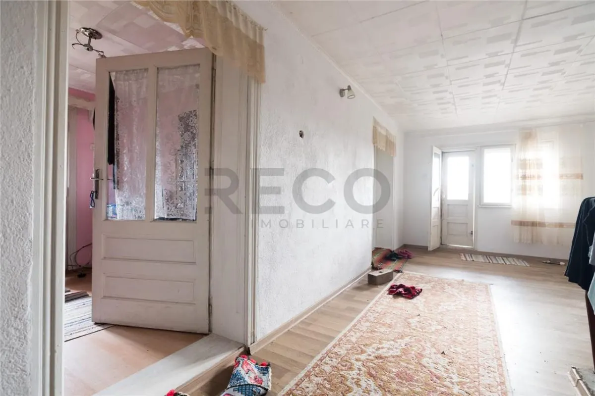 RECO Casa de vanzare la doar 15 km de Oradea, in Felcheriu - foto 12