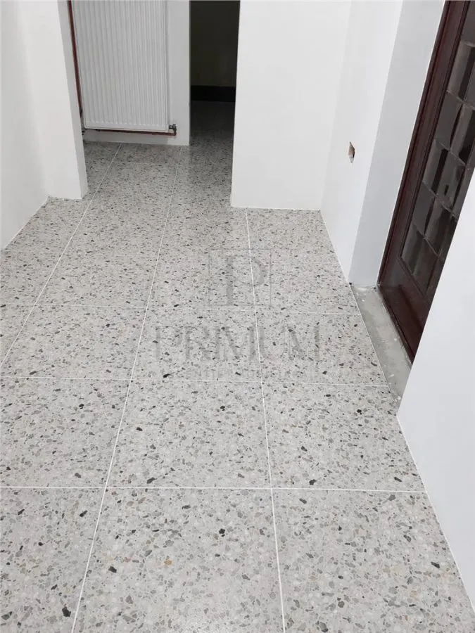 ARADULUI - DECOMANDAT - 2 CAMERE - CENTRALA PROPRIE - PARTER - foto 3