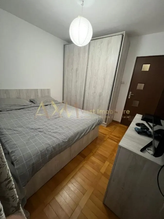 Vanzare apartament 3 camere - foto 24