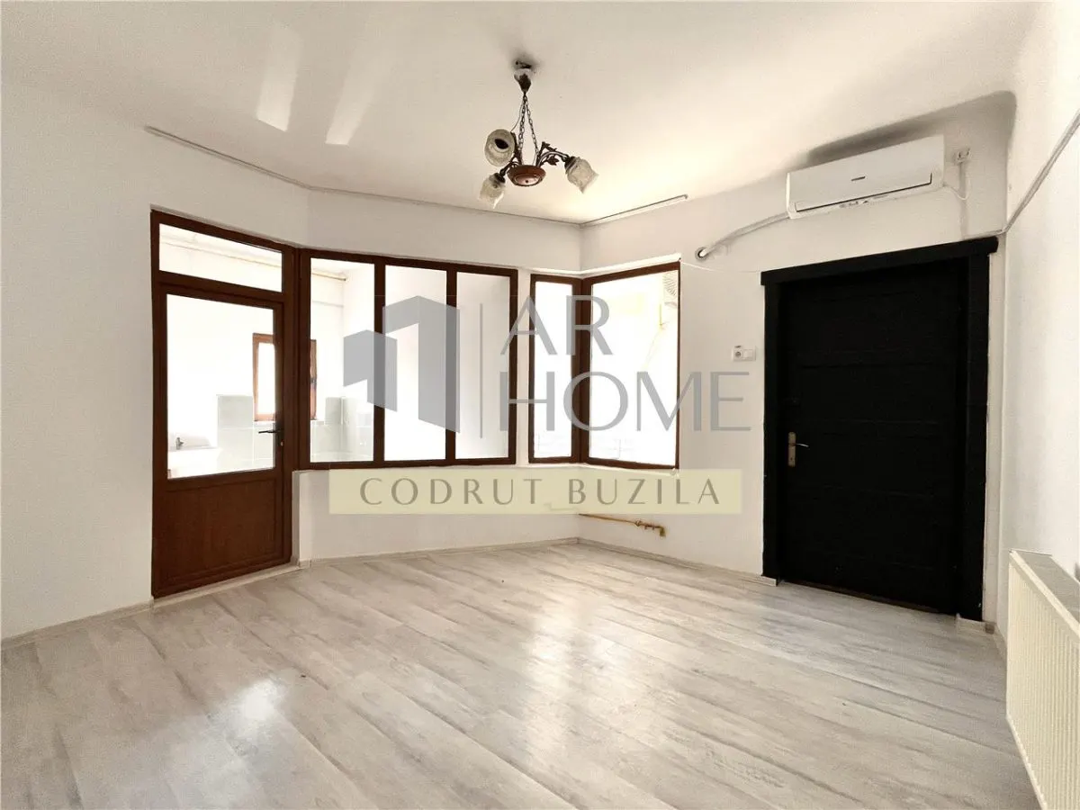 Inchiriere spatiu comercial sau locuinta, ultracentral Ploiesti - foto 2