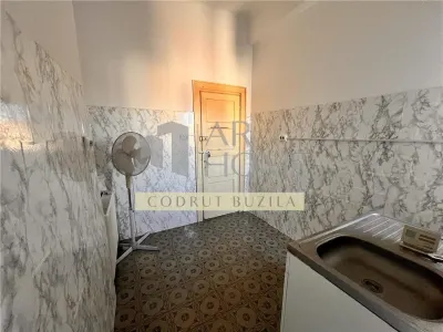 Inchiriere spatiu comercial sau locuinta, ultracentral Ploiesti - foto 8