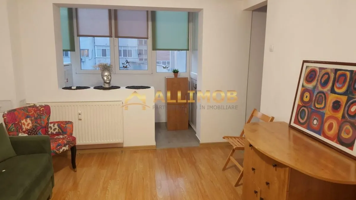 Garsoniera de inchiriat in zona Ultracentrala - foto 1