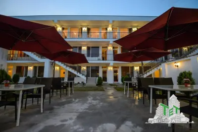 Disponibil spre administrare - Hotel Pensiune 20 camere si restaurant - Investitie Constanta Mamaia - Litoral - 30.000 eur/sezon - foto 3