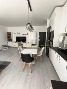 Vanzare apartament 3 camere - Giroc