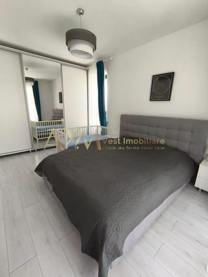 Vanzare apartament 3 camere - foto 2