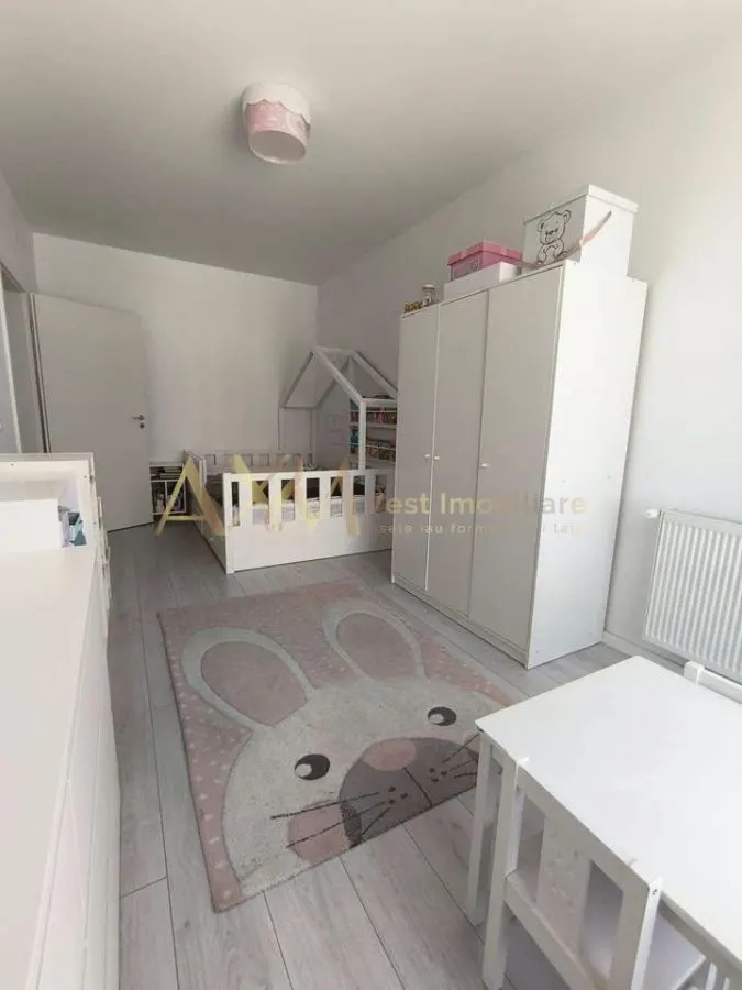 Vanzare apartament 3 camere - foto 3